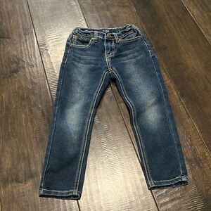 Yaso Jeans with butterfly back pockets adjustable waist